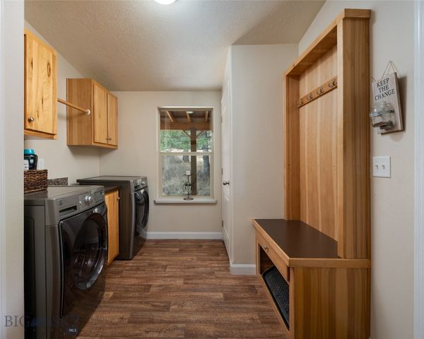 1 Seven Point Road, Livingston, MT 59047