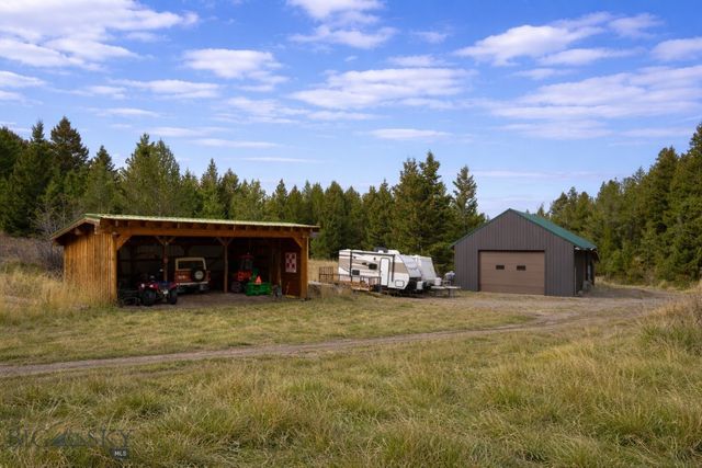 1 Seven Point Road, Livingston, MT 59047