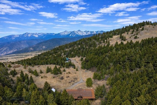 1 Seven Point Road, Livingston, MT 59047