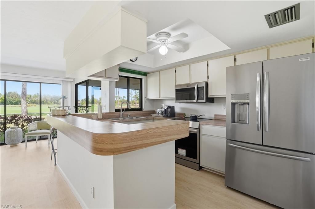 5585 Trailwinds DR 314, FORT MYERS, FL 33907 — exterior
