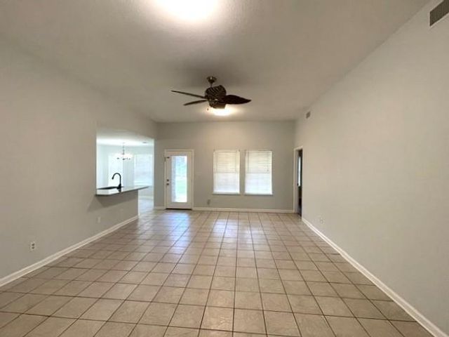 14 Clara Barton Lane, Galveston, TX 77551