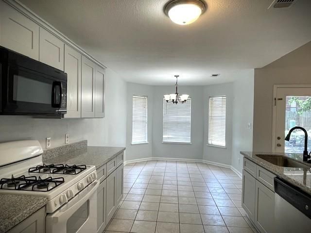 14 Clara Barton Lane, Galveston, TX 77551