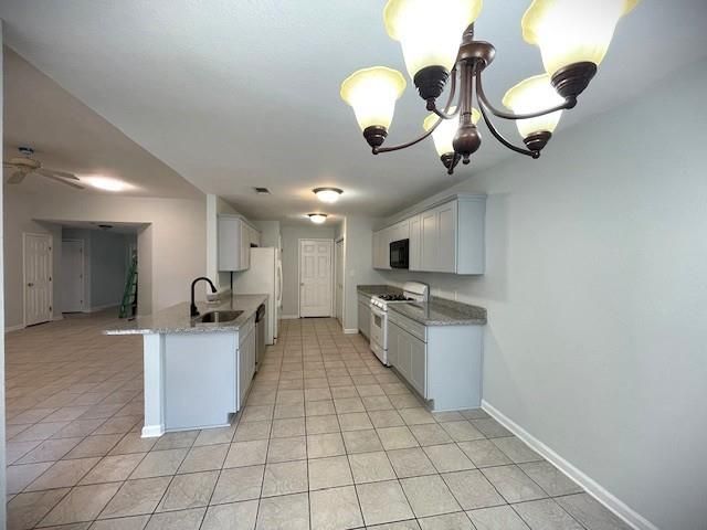 14 Clara Barton Lane, Galveston, TX 77551