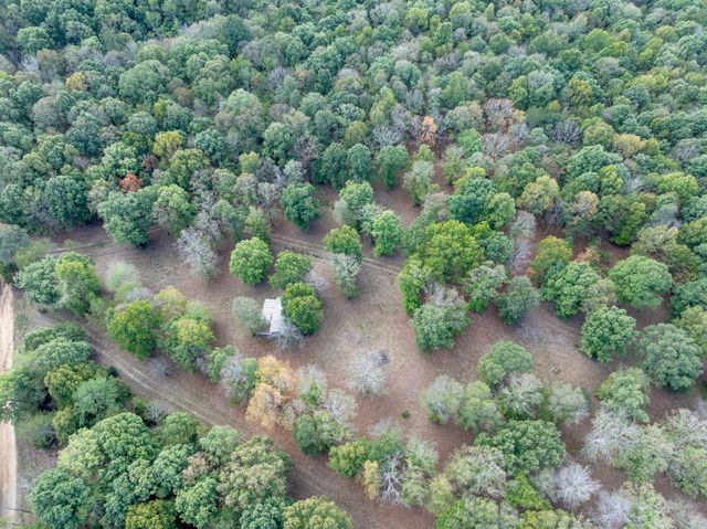 5500 Old Nashville Hwy, Mc Ewen, TN 37101