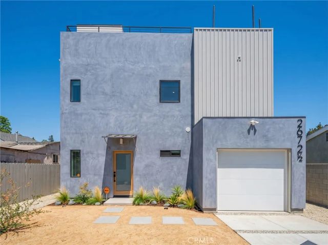 2672 Newell, Los Angeles, CA 90039