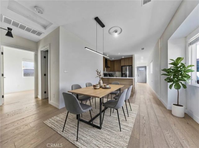 2672 Newell, Los Angeles, CA 90039