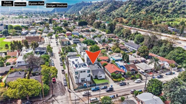 2672 Newell, Los Angeles, CA 90039