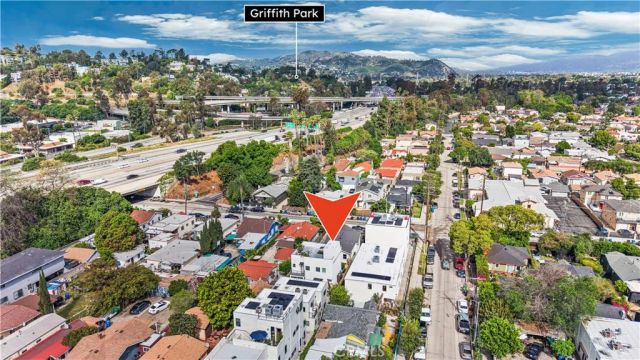 2672 Newell, Los Angeles, CA 90039