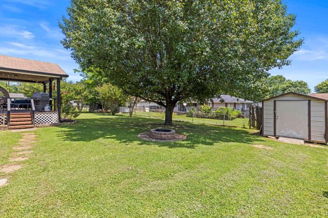 1708 Winifred Drive, Fort Oglethorpe, GA 30742