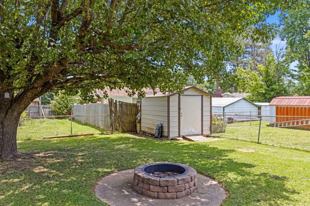1708 Winifred Drive, Fort Oglethorpe, GA 30742