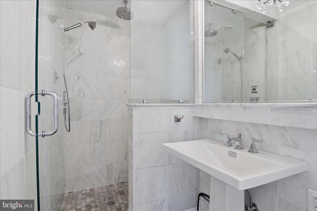 2316 N STAFFORD ST, Arlington, VA 22207