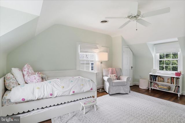 2316 N STAFFORD ST, Arlington, VA 22207