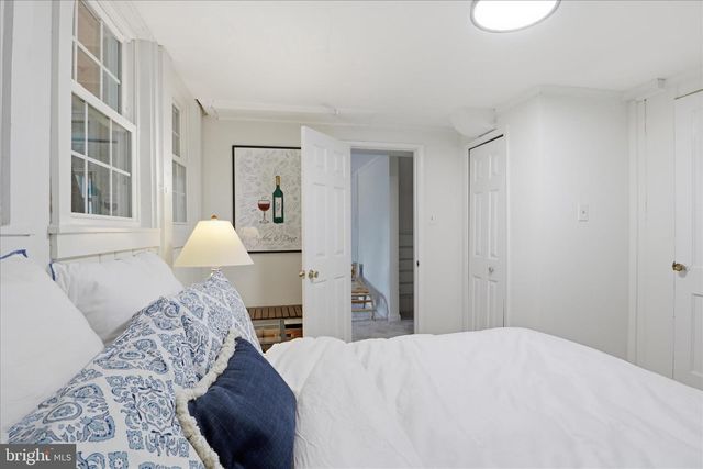 2316 N STAFFORD ST, Arlington, VA 22207