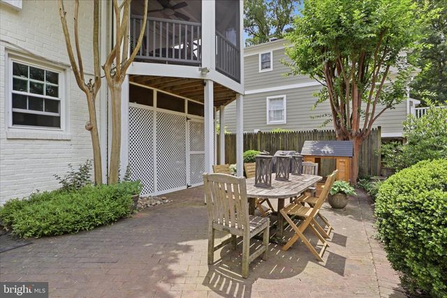2316 N STAFFORD ST, Arlington, VA 22207