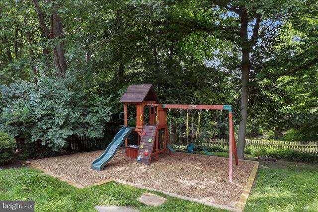 2316 N STAFFORD ST, Arlington, VA 22207