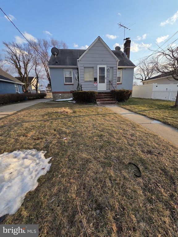 5927 LEEWOOD AVE, Baltimore, MD 21228