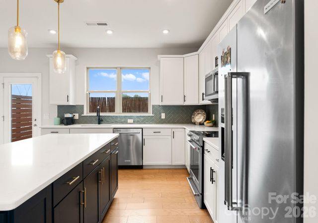 11043 Stetler Street, Charlotte, NC 28204