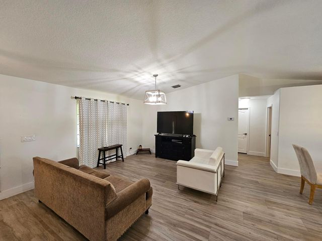 17817 81ST Lane N, Loxahatchee, FL 33470