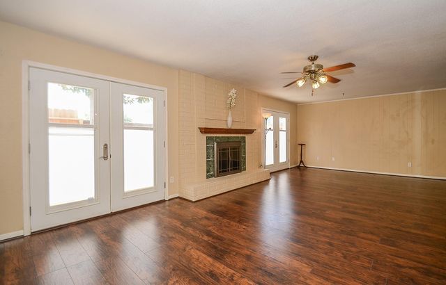 1641 W Sam Houston Parkway S, Houston, TX 77042