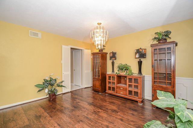 1641 W Sam Houston Parkway S, Houston, TX 77042