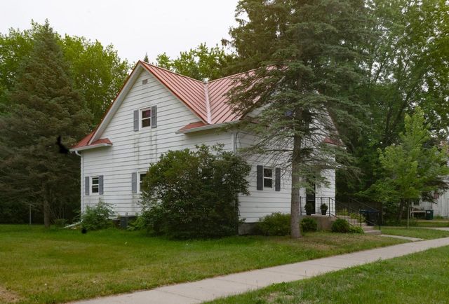 215 N OXFORD STREET, Wautoma, WI 54982