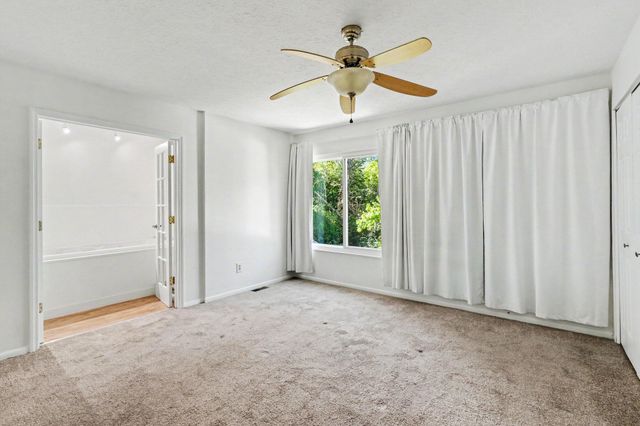 1553 Linden Court, Florence, KY 41042