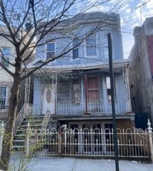 1852 Amethyst Street, Bronx, NY 10462
