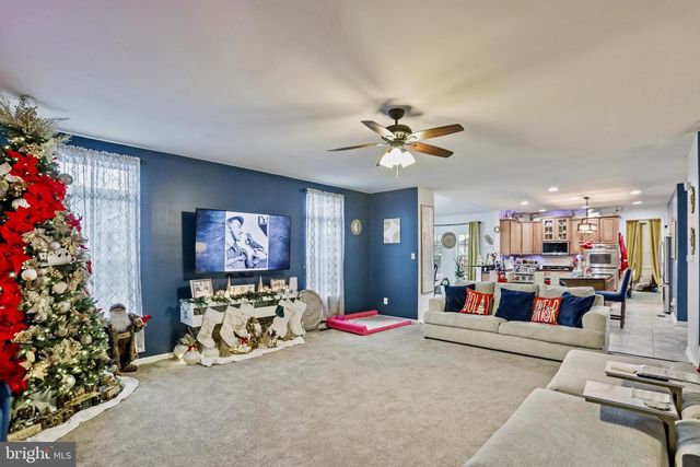 9711 FALKIRK TER, Hagerstown, MD 21740