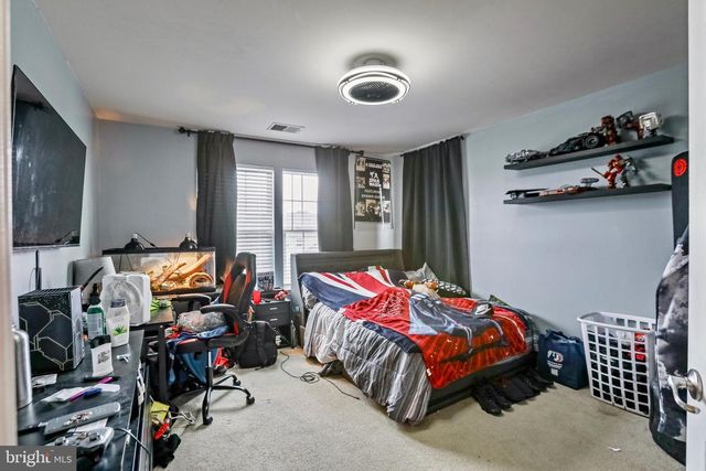 9711 FALKIRK TER, Hagerstown, MD 21740