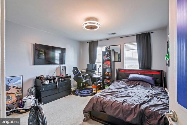 9711 FALKIRK TER, Hagerstown, MD 21740