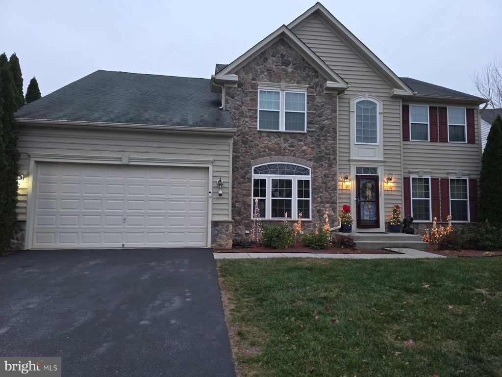 9711 FALKIRK TER, Hagerstown, MD 21740