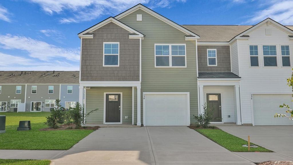 134 Yarrow Way, Moncks Corner, SC 29461