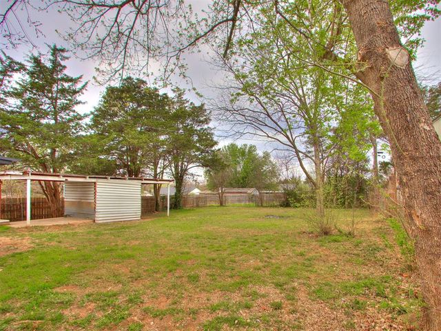 417 E Beech Street, Tecumseh, OK 74873