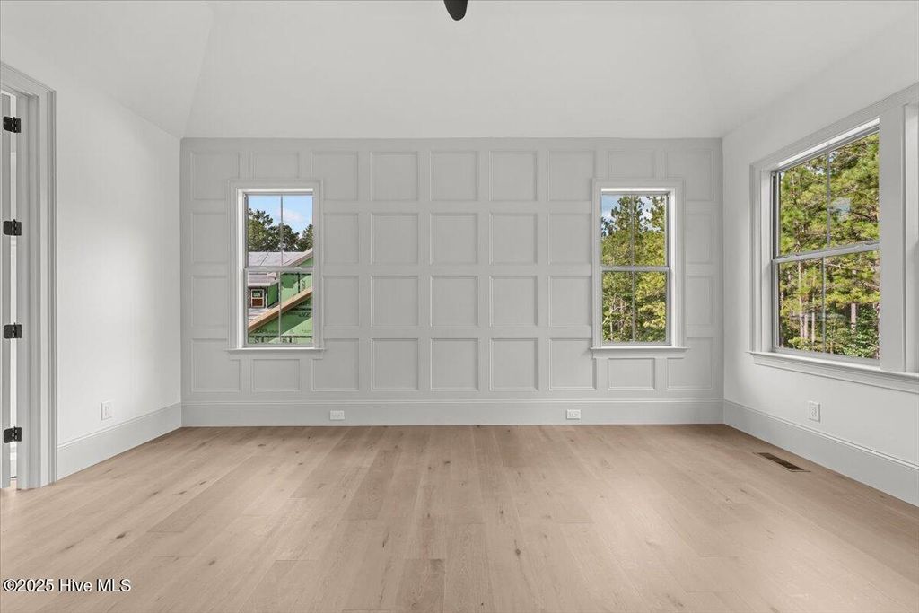 Image 27 of property listing at 315 Sloan Lane, Pinehurst, NC 28374