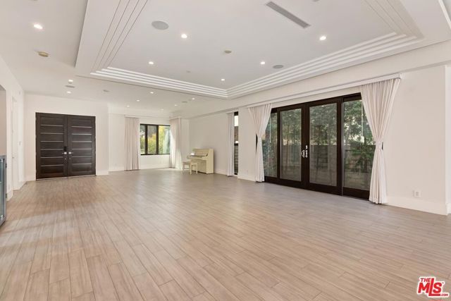 312 S Palm Drive, Beverly Hills, CA 90212