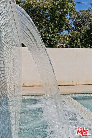 312 S Palm Drive, Beverly Hills, CA 90212