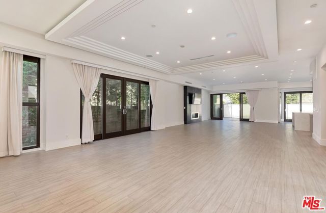 312 S Palm Drive, Beverly Hills, CA 90212