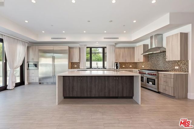 312 S Palm Drive, Beverly Hills, CA 90212