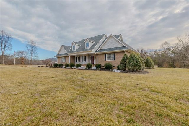 1783 Turner Mountain Road, Mount Airy, NC 27030