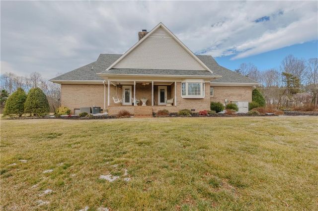 1783 Turner Mountain Road, Mount Airy, NC 27030