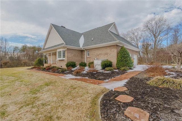 1783 Turner Mountain Road, Mount Airy, NC 27030
