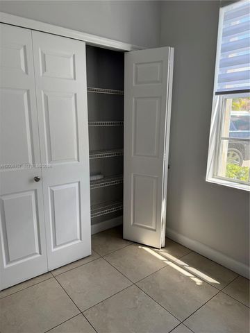 14827 Balgowan Rd 101-8, Miami Lakes, FL 33016