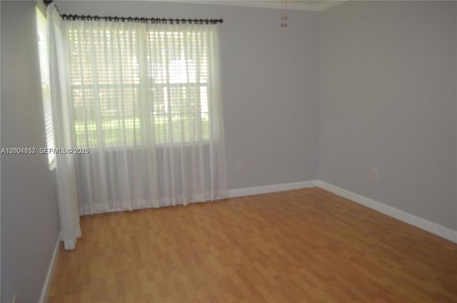 14827 Balgowan Rd 101-8, Miami Lakes, FL 33016