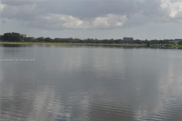 14827 Balgowan Rd 101-8, Miami Lakes, FL 33016