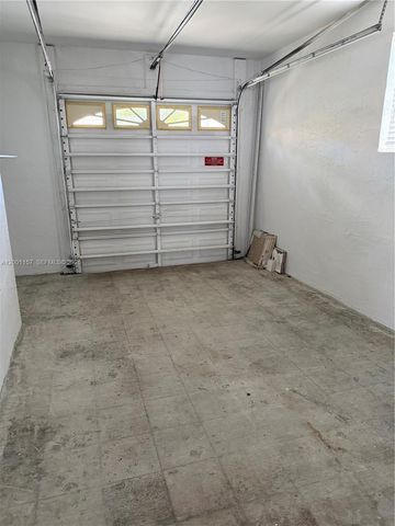 14827 Balgowan Rd 101-8, Miami Lakes, FL 33016