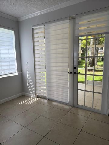 14827 Balgowan Rd 101-8, Miami Lakes, FL 33016