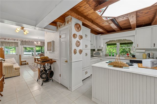 140 Burkett Road, Seneca, SC 29672