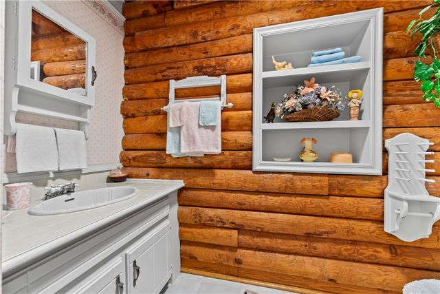 140 Burkett Road, Seneca, SC 29672
