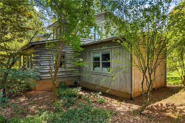 140 Burkett Road, Seneca, SC 29672