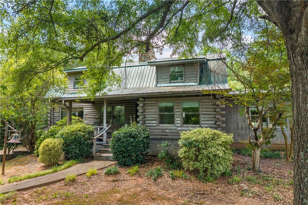 140 Burkett Road, Seneca, SC 29672